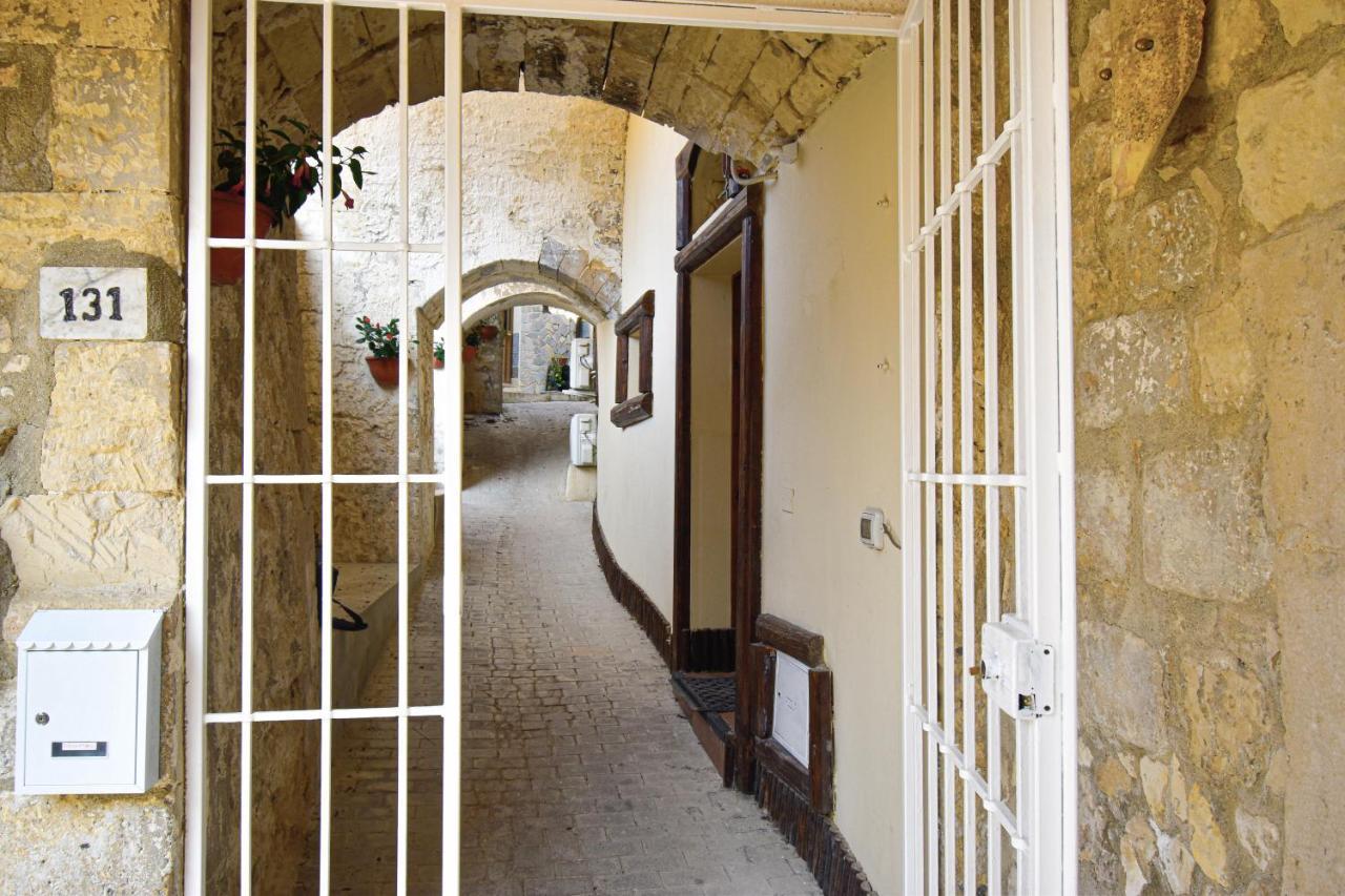 Vila Domum In Petra Casa Nella Roccia Self Check - In Modica Exteriér fotografie